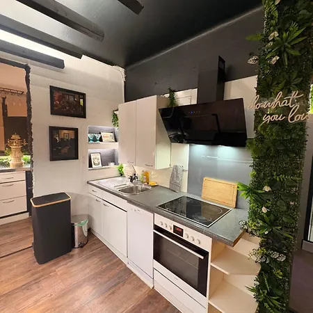 Apartamento Schlafen In Der Kneipe X Whirlpool & Heimkino